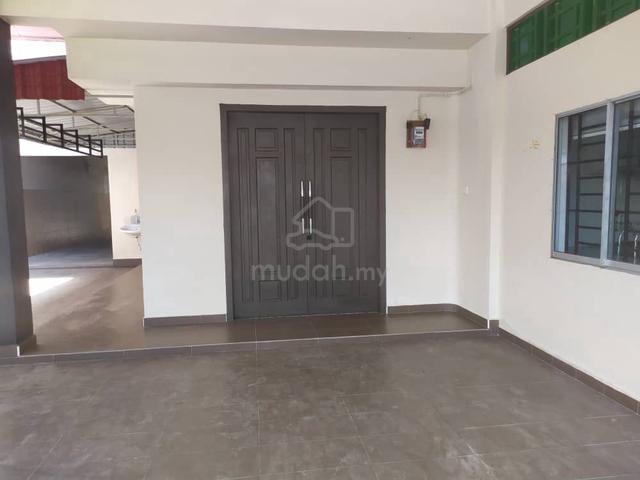Single Storey Semi-Detached House For Rent 1