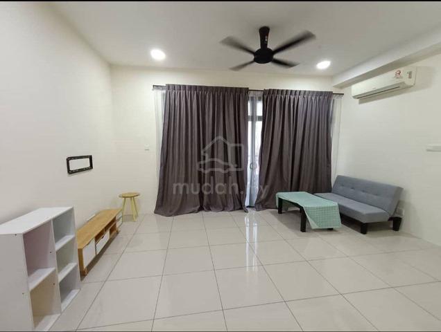 8scape Residensi 1