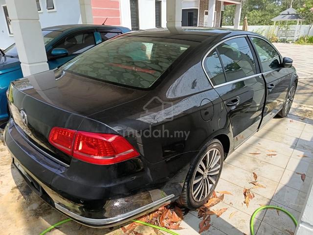2016 Volkswagen PASSAT 1.8 TSI COMFORTLINE (CKD) - 2