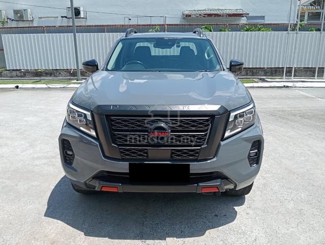 Nissan NAVARA 2.5 PRO-4X (A) CAR GOOD CONDITION - 3