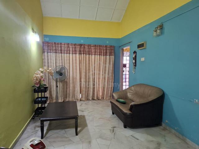 [EXT KITCHEN + KIT CABINET + GOOD UNIT] Taman Mawar, Puchong 1