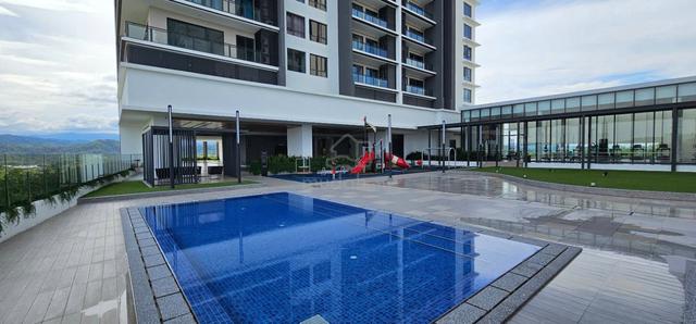 Jesselton Twin Towers 1