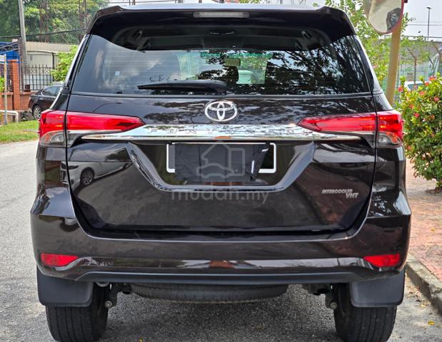 2022 Toyota FORTUNER 2.4 T 4X4 FACELIFT VRZ F.S.R - 4