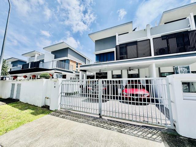 [Renovation&Nice House] 2-Storey Cluster @ Tmn Denai Alam, Elemence PG 1