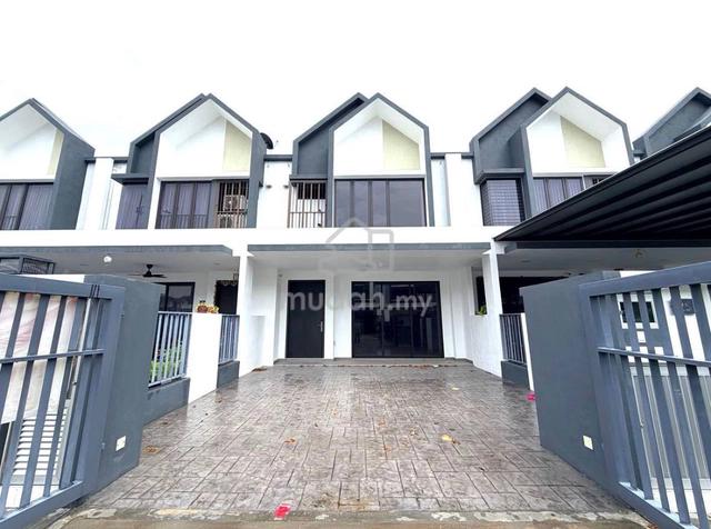 Double Storey House Serenia Anira, Bandar Serenia, Sepang 1