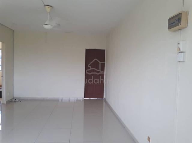 Flat PKNS Seksyen 24 Shah Alam 1