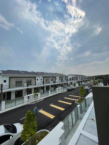{Brand New House} 2Sty Terrace at Bandar Mahkota Banting 1A Galaksi 3 1