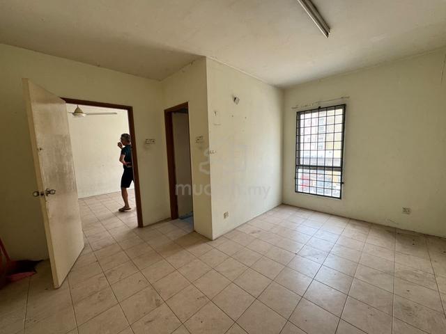 Pusat Komersial Seksyen 7 1