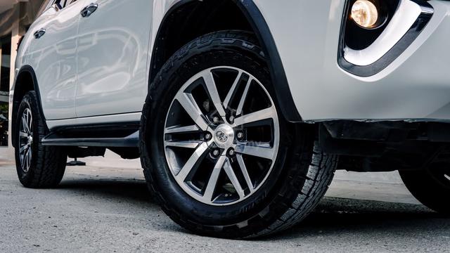 Toyota FORTUNER 2.7 SRZ 7 SEATER 4WD P.BOOT 2018 - 5