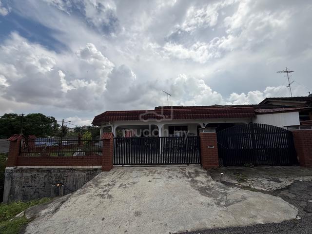 Corner Single Storey House Taman Intan Ulu Tiram 1