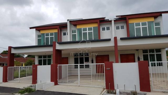 RUMAH TERES 2-TINGKAT (Baru) - Pekan, Taman Harmoni (-10%!) 1