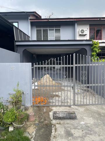 Taman Johor Jaya 2 Sty Low Cost,Jalan Seroja,Johor Bahru,Renovated 1