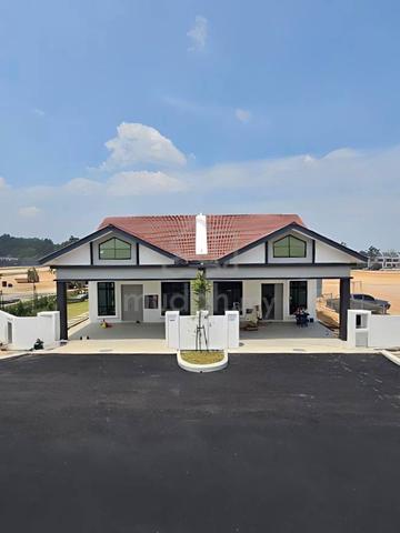 0% Downpayment🔥 New SemiD Gated Guarded SemiD Ayer Keroh Melaka 1