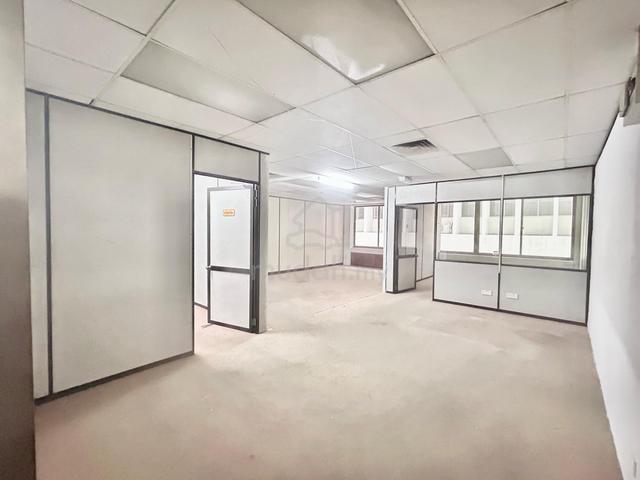 Green Hall Office 880sqft Georgetown Church Street Partition 1