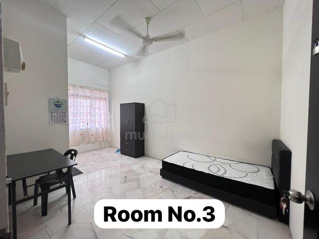 Kluang Room For Rent (Only for Female) Fully Furniture with wifi 1
