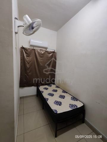 Saujana Putra 2/17 , Room For Rent 1