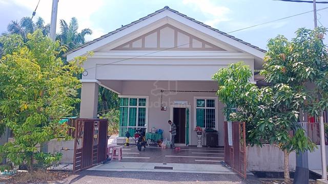 Single Storey Semi D Taman Peserai Bahagia Batu Pahat 1