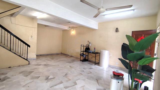 Subang USJ 2 Summit Freehold Double Storey Terrace House For Sale 1