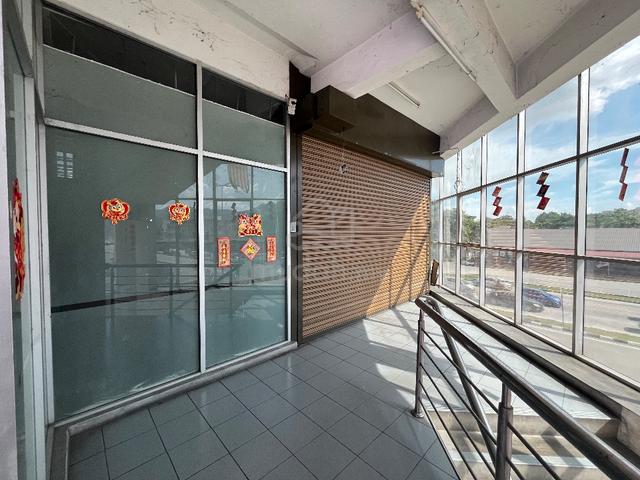 Renovated office space 2380 sq ft at Wisma Eshan Old Town Ipoh 1