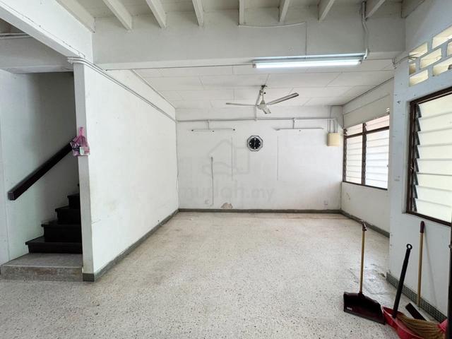 2 Storey Terrace Island Glades Lorong Delima Good Condition Gelugor 1