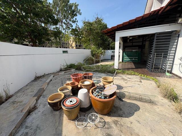 2 STOREY TERRACE CORNER LOT 2670sf At SUNGAI BATU Renovated WORTH BUY 1