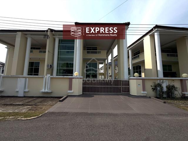 2.5 Storey Semi Detached House at Taman Bayshore 1