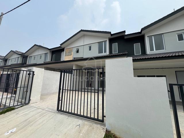For Rent Double Storey Meridin East Allamanda Partial Furnished 1