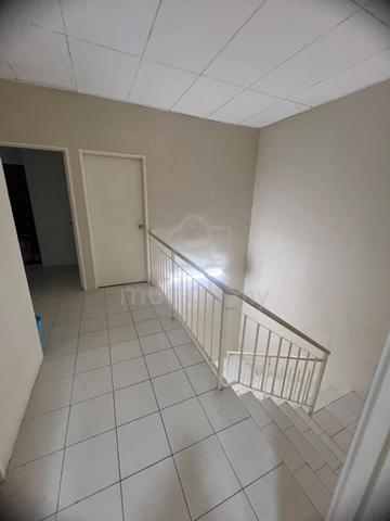Fully extended, facing North 1