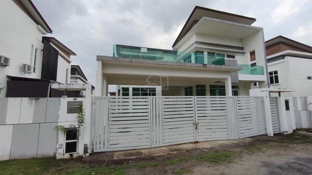 Gated Guarded Freehold 2 Storey Bungalow Endlot Saujana Heights Melaka 1