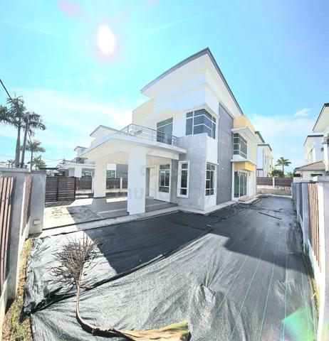 [FREEHOLD] Double storey bungalow Taman Paya Rumput Perdana for sale 1