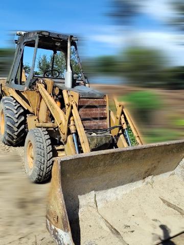 Backhoe 580E FOR SALE - photo 2 of 5