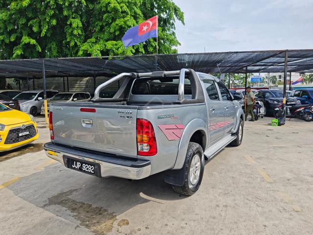 2010 Toyota HILUX 4X4 2.5 (M) - 3