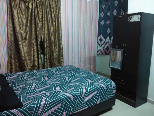 Nice Room in corner house Taman Bukit Jaya Ulu Tiram for rent 1
