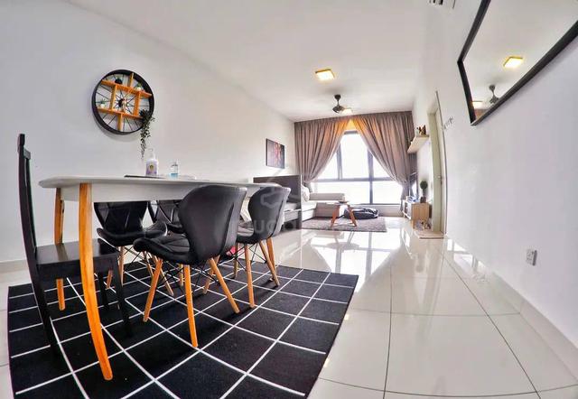 Sfera Residency 1