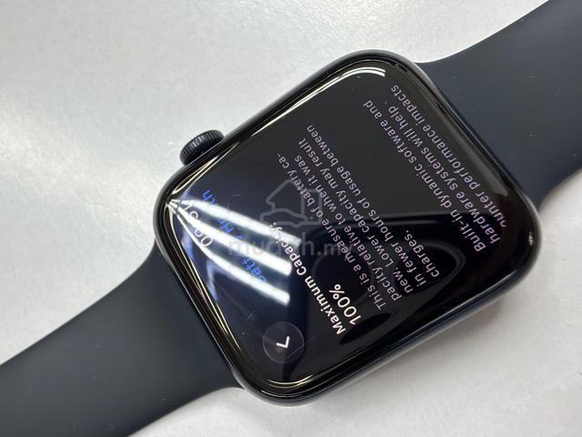 Apple Watch SE 3 44MM (GPS only) - photo 3 of 4