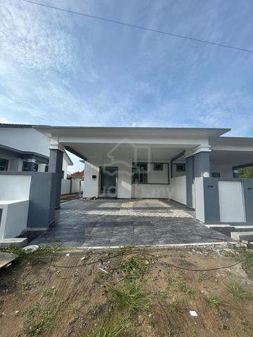 Semi D Setingkat di Jalan Chabang Kg Baru Kerteh 1