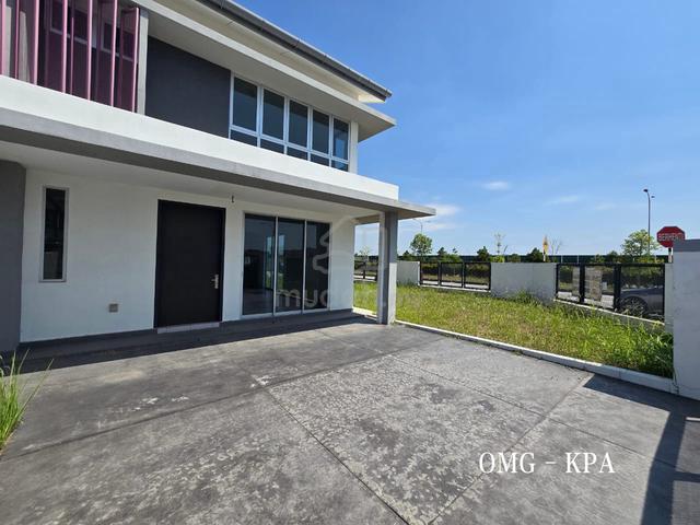 Bukit Raja Kyra Double Storey Corner Good Location Facing South Klang 1