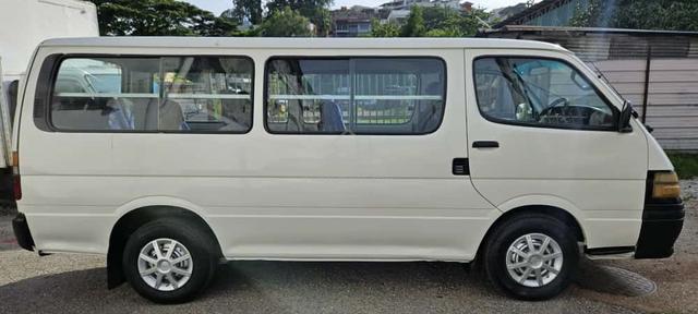 2005 Toyota HIACE 2.8 (M) DIESEL Window Van 14Seat - 2