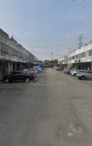 Shah Alam, Seksyen 36, AMJ Industrial Park 1.5 storey factory for rent 1
