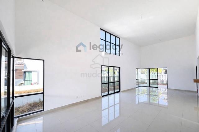 EndLot Single Storey Semi D di Nusa Cinta,Setia Fontaines untuk dijual 1