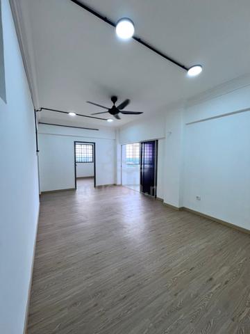 Sri Impian Apartment (Larkin Perdana) 1