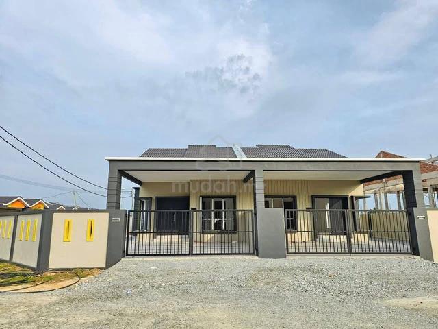 Rumah Baru Semi D Kamunting untuk Dijual 1