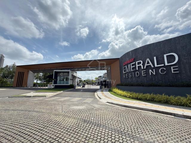 Sunway Emerald Residence Double Storey Linkhouse 22x70 Basic Renovated 1