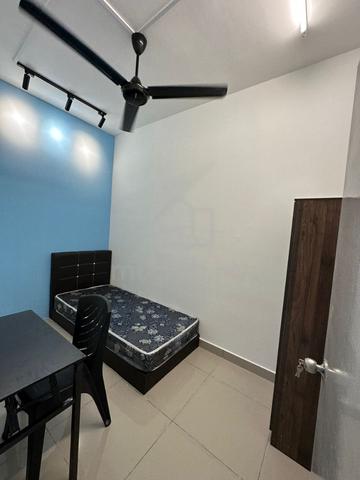 Gaya Resort Homes, Kota Kemuning, Single Room, Fully Furnished, Nice 1