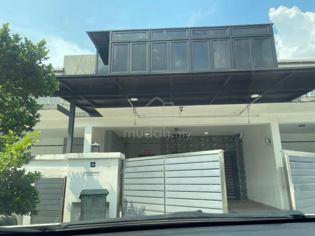 Taman Awani Bangi Lama Bilik master with Private balcony n bath 1