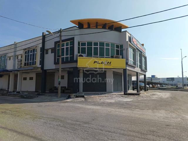 Station 18 Corner Shop For Rent 1