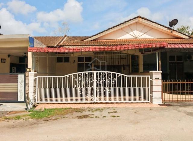 Single Storey Terrace, Taman Bukit Chedang Fasa 2, Seremban 1