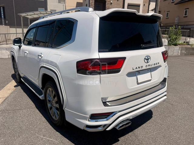 2023 Toyota Land Cruiser 300 ZX Modellista Bodykit - 4