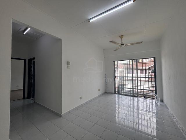 Sri Kenari Apartment 1