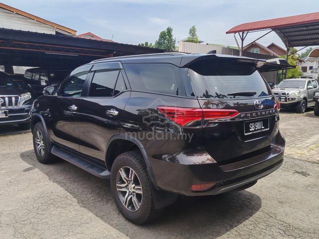 2022 Toyota FORTUNER 2.4 Diesel Facelift - 4